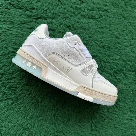 LV Trainers White Signature (Budget) option WHITE CEMENT ASH