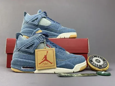 Jordan 4 Wet Cement option 01