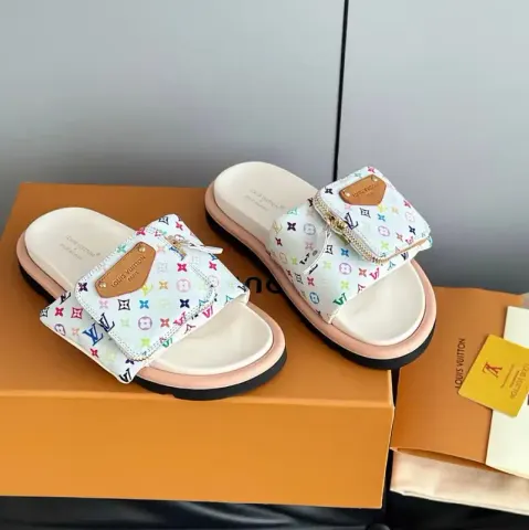 Takashi Murakami x LV Pool Pillow Comfort Shoes option white colored flowers