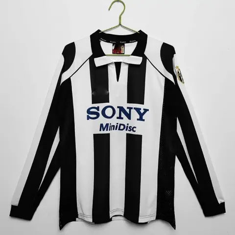 AC Milan Long Sleeve T-Shirt option Juventus home long-sleeve shirt 97/98