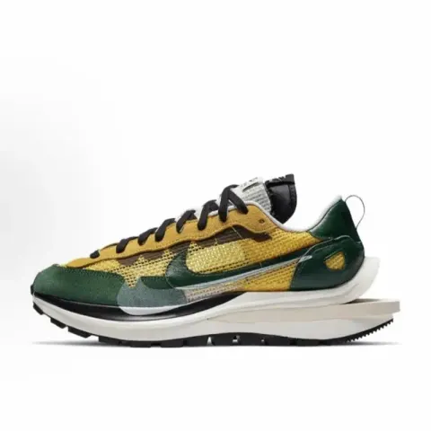 Nike Vaporwaffle Sacai "Black White" option 17