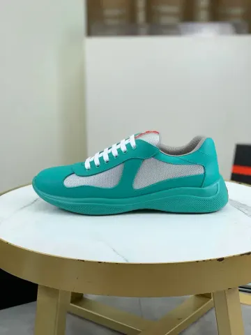Prada American Cup's option 10
