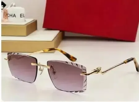 Prada Sunglasses option Paragraph 3 as shown in Figure 7
