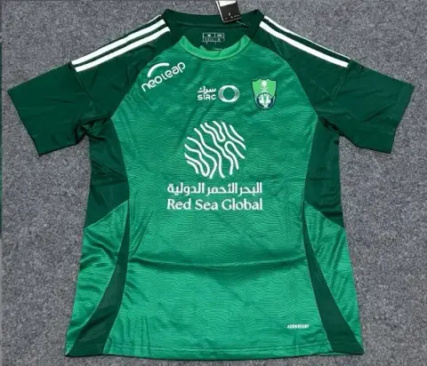 Legia Warszawa 24/25 Away Jersey option Saudi Pro League: Al-Nassr Green