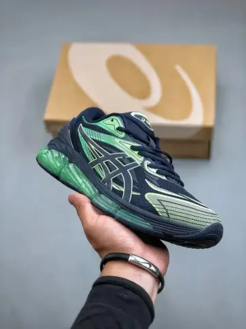 CP Company x Gel Quantum 360 option 2