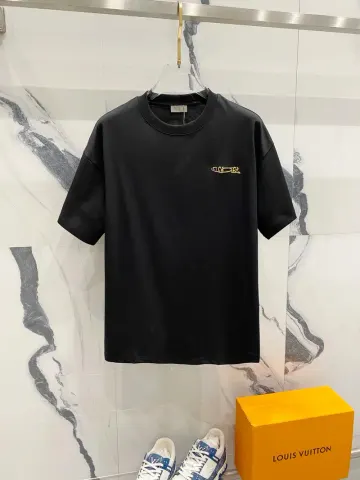 DIOR Tee option 12