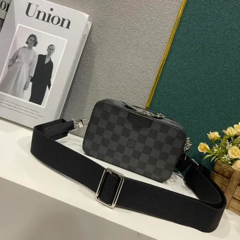 LV Bag option 9