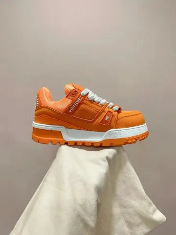 LV Trainers Brown Size option 33