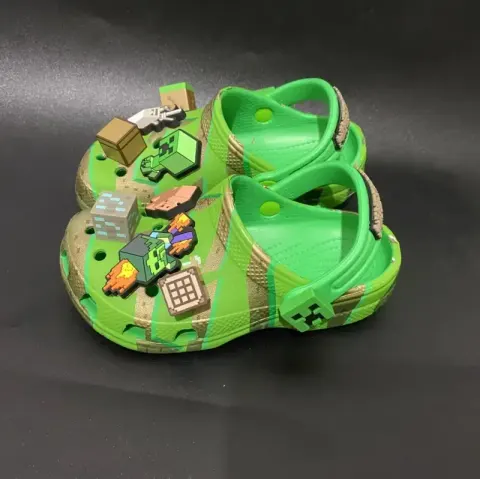 Minecraft x Crocs Shoes option My World co-branded（Minecraft Grass Bloc