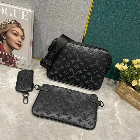 LV Bag option 18