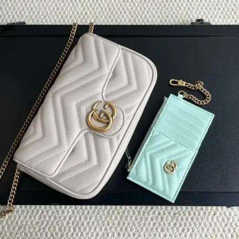 Gucci GG Marmont Bag option gray bag green card