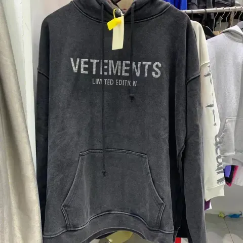 Vetements Fan Hoodie option V117