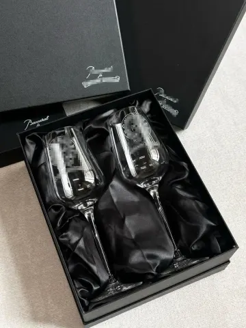 Chrome Hearts Wine Bottle option A pair of red wine glasses