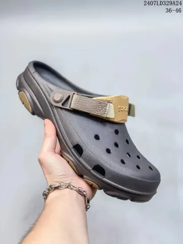 Crocs Classic Model option 6