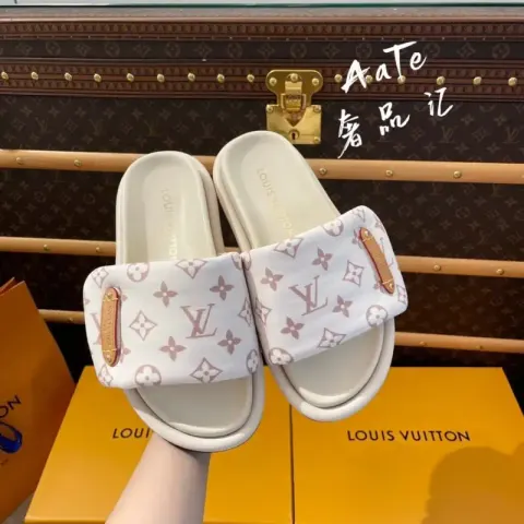 LV Pillow Shoes option white