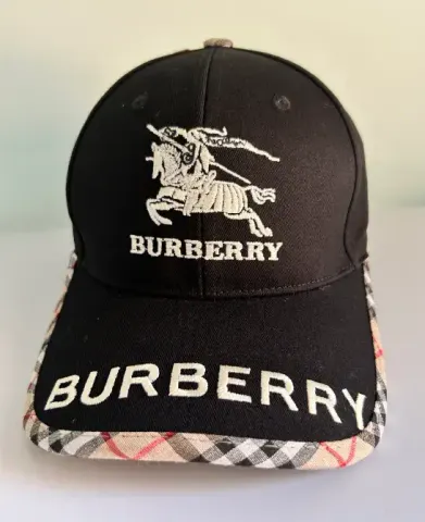 Burberry Cap option S1