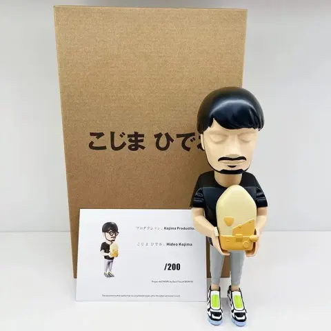 Mighty Jaxx Danil Yad Fashion Designer option Hideo Kojima