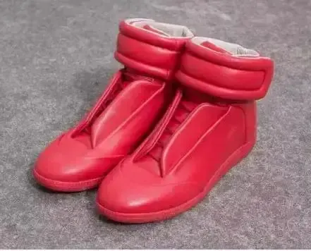 Margiela Shoes option red