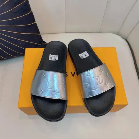 LV Slides Black option 8