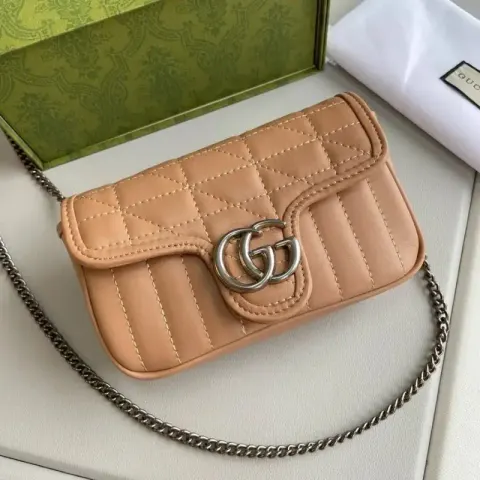 Gucci GG Marmont option 16.5cm apricot