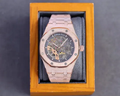 Shiny Audemars Piguet Skeleton Watch option Rose Gold Shell-Black Plate Steel Belt