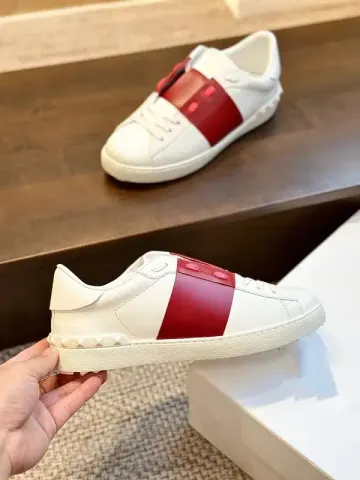 Valentino Garavani Trainers option Jujube Red 28