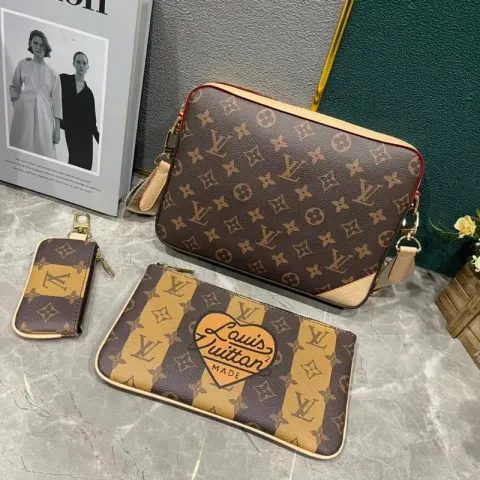 LV Bag option 13