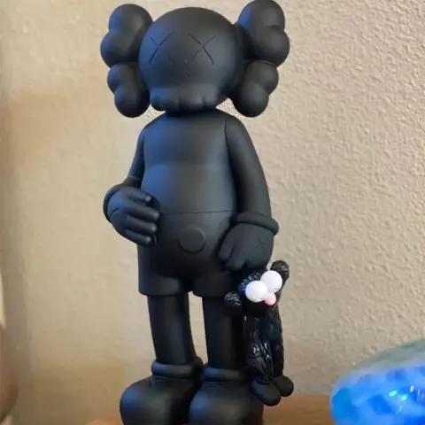 Kaws Figure option 30cm hand sesame street black