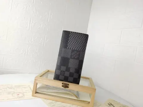 LV Wallet option 60435-1