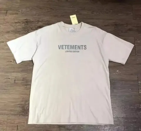 Vetements Tees option 6