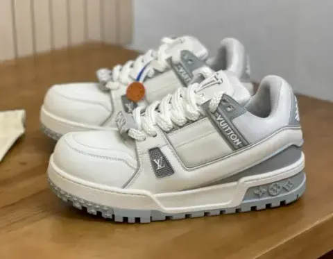 LV Trainer x Swarovski Shoes option 02