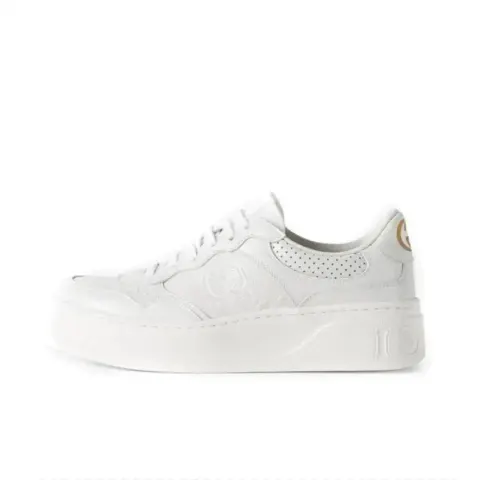 Gucci Rhyton Shoes option white