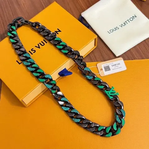 CARTIER BRACLET option 2 necklaces