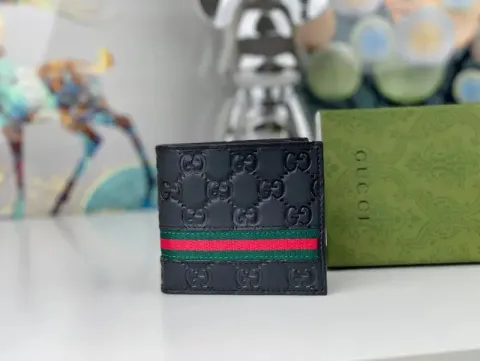 Gucci Wallet option 12