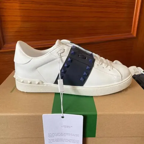 Valentino Garavani Trainers option Blue Rivet 15