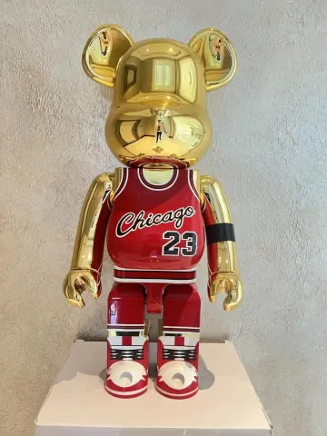 Unique Medium BearBrick option Jordan 23.