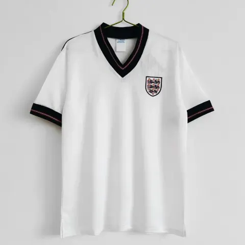 JERSEYS option 1984 season at home in England