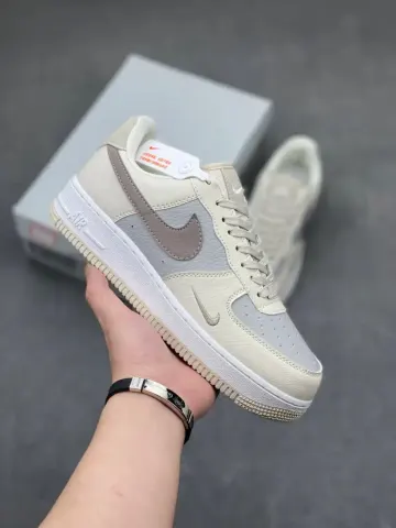 Nike Air Force 1 Low White option 3