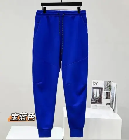 Nike Tech Fleece Black Pants option sapphire blue
