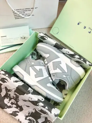 Off-White Sneakers / Trainers OOF option 34
