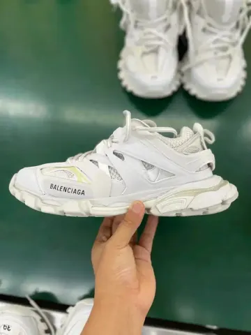 Balenciaga Track Sneakers option Three generations of all white 19000