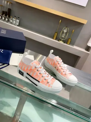 Dior Low B23 option 16