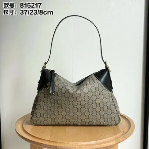Gucci GG Emblem Bag option Black large 37*23*8CM
