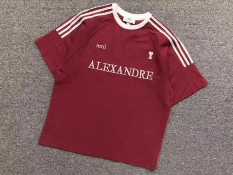 Ami Paris T-Shirt option claret