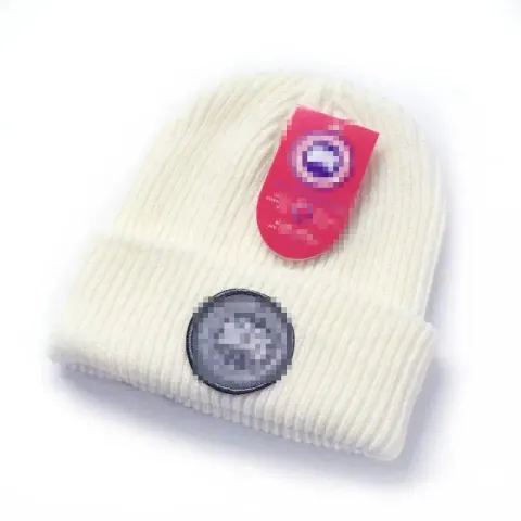 Canada Goose Beanie option Black Label-White