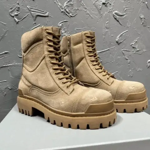 Balenciaga Strike Boots Black option Camel color