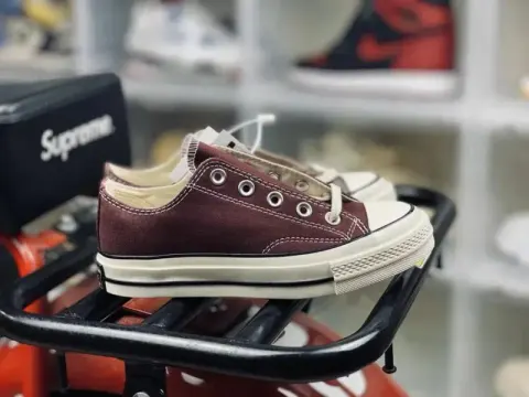 Converse Basic And CDG option Dark Red Low Gang