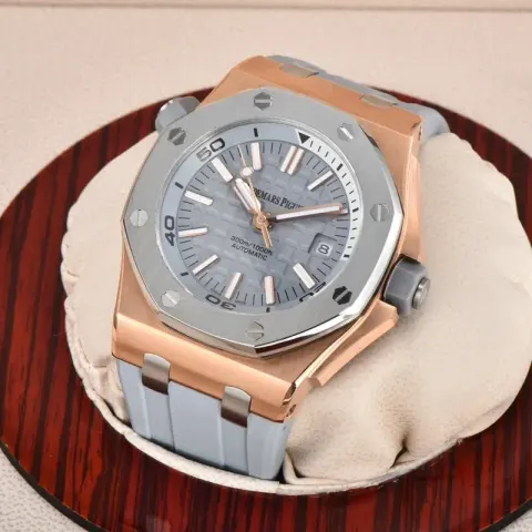 Audemars Piguet Royal Oak Offshore Diver option Rose gold case – gray dial, gray strap