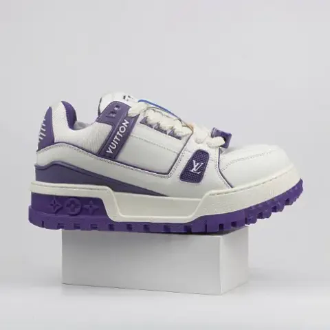 LV Trainers Black-White option 26