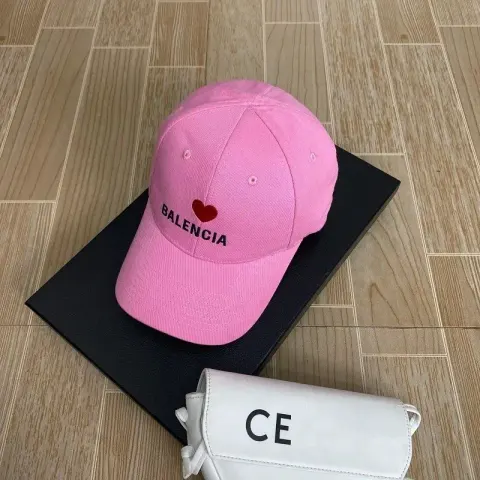 Balenciaga Cap option Love embroidery pink